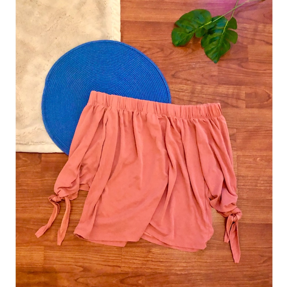 Off the shoulder pink top! <3